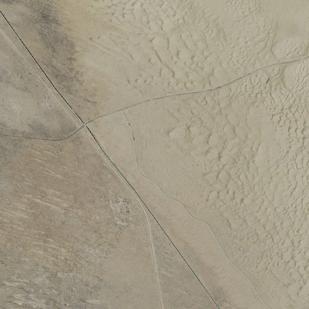 Sand Drags in Glamis Guide: the edge between the flats and the first ridges is clear